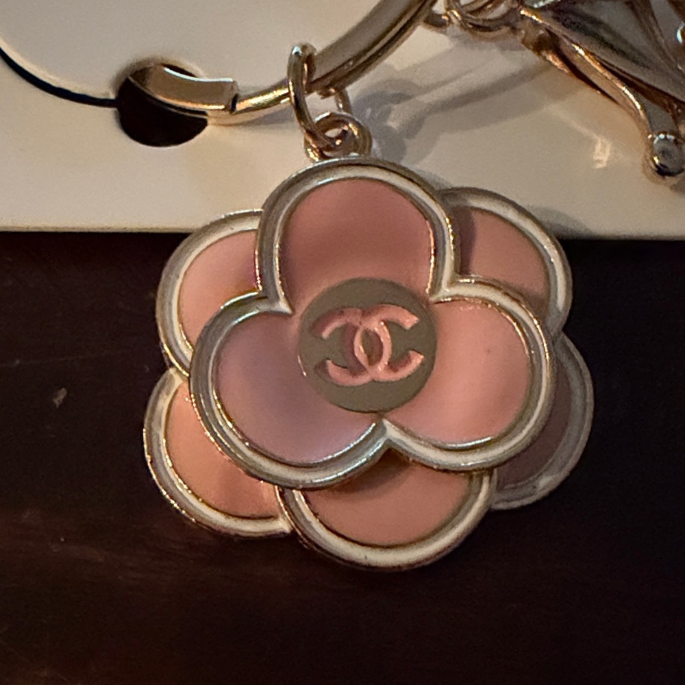 Fashion CC Pink and Gold Flower Charm